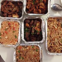 A mix of dishes for the perfect takeaway & 100% vegan at Vege Saveurs in Paris