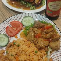 Riz au boeuf Lok Lak, Canard laqué à la sauce brune & Cherrylor at Vege Saveurs in Paris