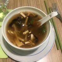 Hot and sour soup at Vege Saveurs in Paris