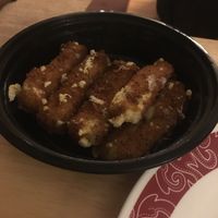 Mozzarella sticks vegan at Triangle Tavern in Philadelphia