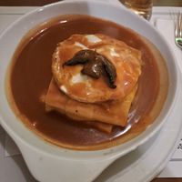 Francesinha de tofu com ovo at Francesinhas Al Forno da Baixa in Porto