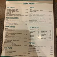 Menú vegano en español at Francesinhas Al Forno da Baixa in Porto
