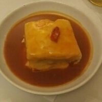 Seitan Francesinha  at Francesinhas Al Forno da Baixa in Porto