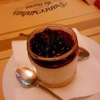 Cheesecake at Francesinhas Al Forno da Baixa in Porto