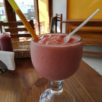 Shake with papaya, strawberry & coconut milk at Fruzion in Paracas
