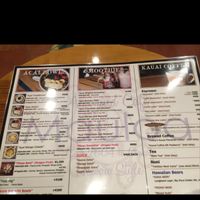 English menu at Mauloa Acai and Cafe in Osaka