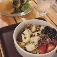 Açaí with soy milk, topping hempseed and cacao nibs.  at Mauloa Acai and Cafe in Osaka