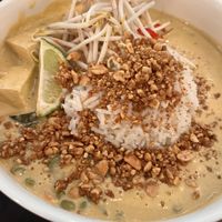   at roots - Lintheschergasse in Zurich