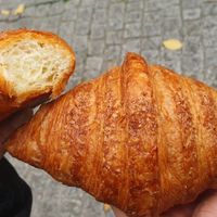 Vegan Croissants at roots - Lintheschergasse in Zurich