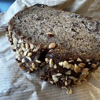   at roots - Lintheschergasse in Zurich