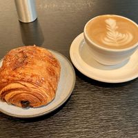 Pain au Chocolatt  at roots - Lintheschergasse in Zurich