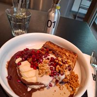 Waffles at roots - Lintheschergasse in Zurich