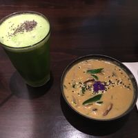 coconut lemongrass soup with Shiitake  at roots - Lintheschergasse in Zurich