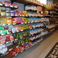 Raw / vegan snacks at Paradiset - Brännkyrkagatan in Stockholm