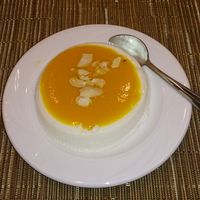 Kokos-Parfait mit Mango Puree at Savory Chay in Berlin