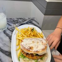 Bean burger at Hamburgueria do Bairro - Abarracamento in Lisbon