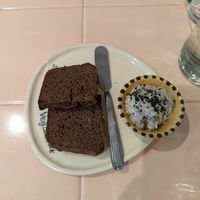 Pan con crema de cajú (no tiene ningún sabor) at Veganius in Buenos Aires