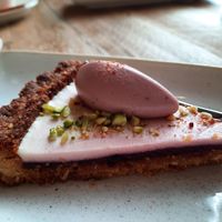 Vegan cake at Bio Essere in Arco