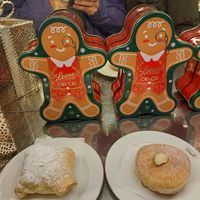 Estaban buenos pero no exquisitos at Pasticceria Gualtieri in Florence