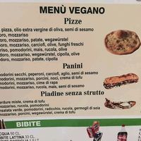 Menu at Pizzeria La Garganica in Bologna