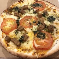 Pizza at Vegetalia - Born in Barcelona