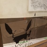 decor at Apprivoiser Whole Food Cafe in Kyoto