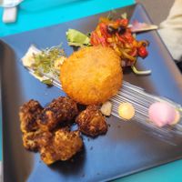 Quinoa Burger at Cavoli Nostri in Naples