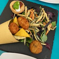 Cuoppo at Cavoli Nostri in Naples