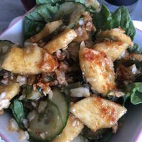 Vorspeise: Salat mit Spinat und Apfel   at The V Factor in Lanzarote