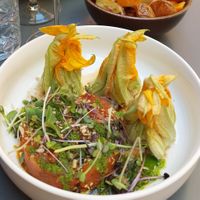 Fiori di zucca e tartare at Botanica Lab in Bologna