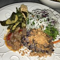 Delicious Budda Bowl with Black Rice but no lentils unfortunately, cause it appears they use what is available at Botanica Lab in Bologna