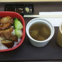 四宝饭 at Da Yuen Mun in Kowloon