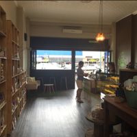 This is a better photo of the place! at 2Be Nourished in Grafton