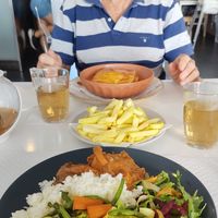 Francesina, bifanhas de sofa con molo de noces at Pausa Util in Braga