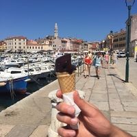 vegan dark chocolate ice cream at Gelateria Italia in Rovinj