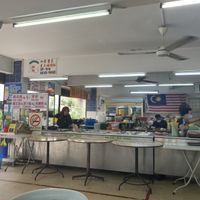 Food counter with buffet  at Blue Boy Vegetarian Food Centre in Kuala Lumpur