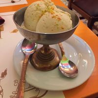 helado de cardamomo at Veg World India in Barcelona