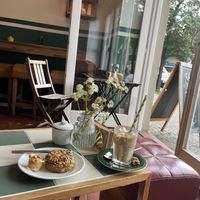 Iced coffee and bun  at Jute Backerei in Berlin