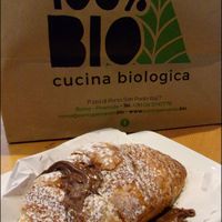 Vegan chocolate croissant at 100% Bio in Rome
