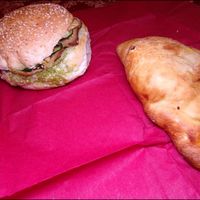 Vegan burger and calzone at 100% Bio in Rome