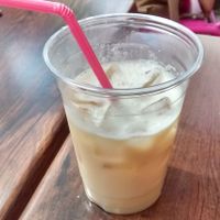 Iced coco chaï at Las Vegans in Paris