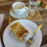 Apfelkuchen und guter Kaffee at Biochi in Schladming