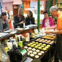 I did a vegan cookery course at biochi, where I learned to cook that awesome food they cook every day at lunch. You need to buy some basic ingredients and then you get the best taste ever for you vegetarian/vegan dishes.
All ingredients are organic. at Biochi in Schladming