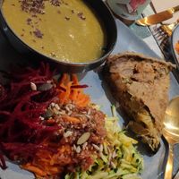 Trois éléments (17,50 EUR) at Granny Smith in Annecy