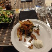 Cabbage and fried potato peels at Ma va' in Rome