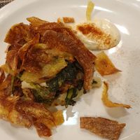 Rosti con patate, broccoletti e gorgonzola vegetale - bucce di patata fritte e maionese vegetale at Ma va' in Rome