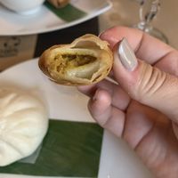 vegan samosa at La Baie du Dragon in Marseille