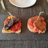 Montaditos de Amorcilla y Chorisol at Verdeando in Denia