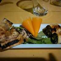 a very tasty starter with fresh veggies and vegan cheese filling at Lizard in Rome