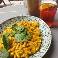 Truffle Mac & Cheese, Red Fruit tea at Beet in Luxembourg City